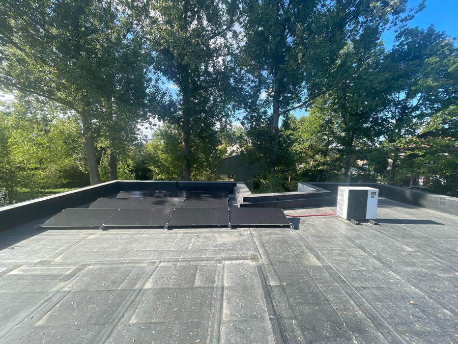 zonnepanelen op een dak