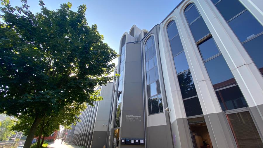 Panneaux solaires pour Kouterpoort à Gand : 598 panneaux en disposition est-ouest